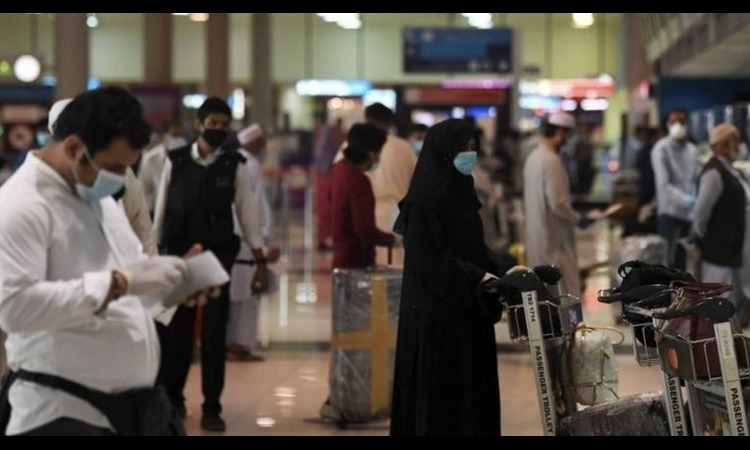 UAE Travel Scam Alert: Cybercriminals Target Emirates and Online Booking Platforms